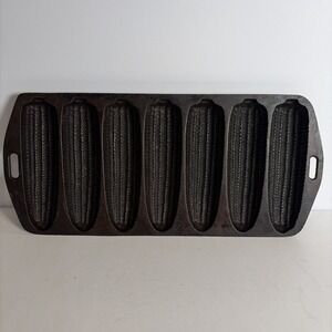 VTG Lodge 27 C Cast Iron 7 Ear Cornbread Corn Stick Pan USA